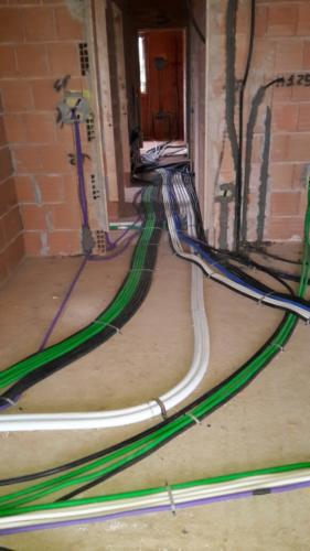 Posa20tubazioni20elettriche204